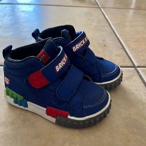 Skechers Lego Brick Kicks 7C